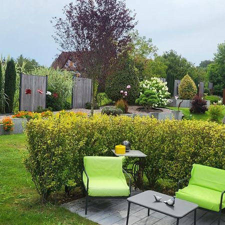 Le Jardin Des Pies Bed and Breakfast Manspach Eksteriør billede
